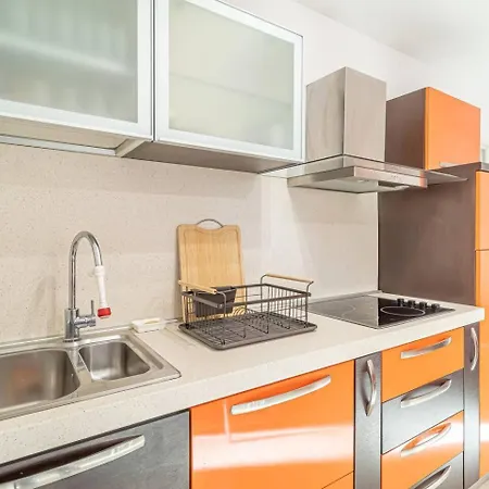 Holiday home T2 - Quiet, With Parking, *